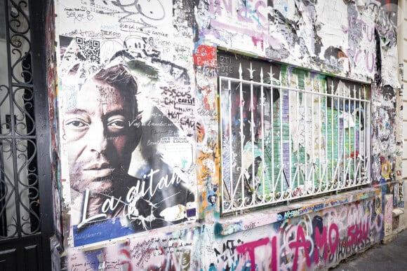 Ouverture au public de la maison de Serge Gainsbourg, rue de Verneuil à Paris. © Jack Tribeca/Bestimage