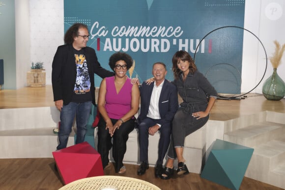 Exclusif - Laurent Karila, Amina Yamgnane, Marc Geiger, Faustine Bollaert - - La nouvelle saison de l'émission "ça commence aujourd'hui" sur France 2. Paris le 1er septembre 2023. © Jack Tribeca / Bestimage