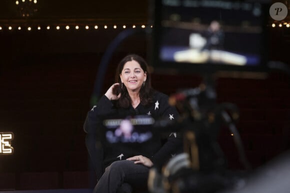 Exclusif - Cristiana Reali lors du tournage de l'émission "Sur scène avec" au théâtre des Bouffes Parisiens à Paris le 2 mai 2024. © Jack Tribeca / Bestimage