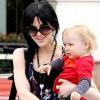 Ashlee Simpson et son fils Bronx ont déjeuné en tête à tête à Studio City dans Los Angeles le 13 mars 2010