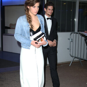 Adèle Exarchopoulos et Jérémie Laheurte - People à la sortie du Palais des Festivals après la 67ème cérémonie du festival du film de Cannes, le 14 mai 2014. 