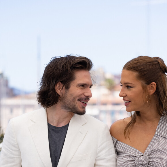 François Civil, Adèle Exarchopoulos au photocall du film Bac Nord (Hors compétition) lors du 74ème festival international du film de Cannes le 13 juillet 2021 © Borde / Jacovides / Moreau / Bestimage 