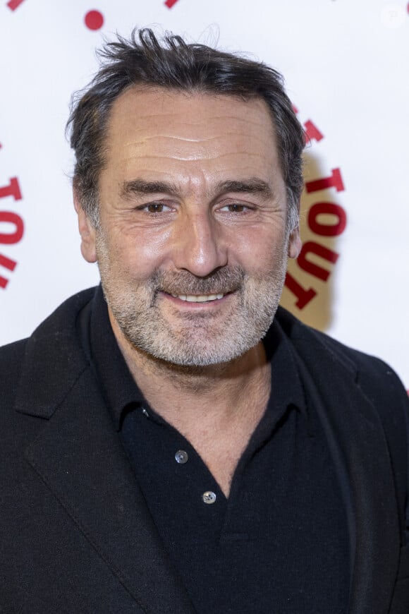 Gilles Lellouche au photocall des invités au dîner de gala de l'association "Un rien c'est tout" au musée de l'armée aux Invalides à Paris le 7 mars 2024. © Cyril Moreau / Bestimage 