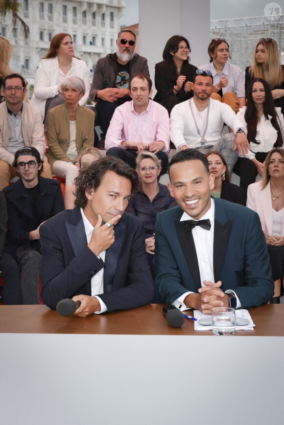 Exclusif - Bertrand Chameroy, Mohamed Boufhafsi sur le plateau de l'émission "C à vous" lors du 77ème Festival International du Film de Cannes le 20 mai 2024.