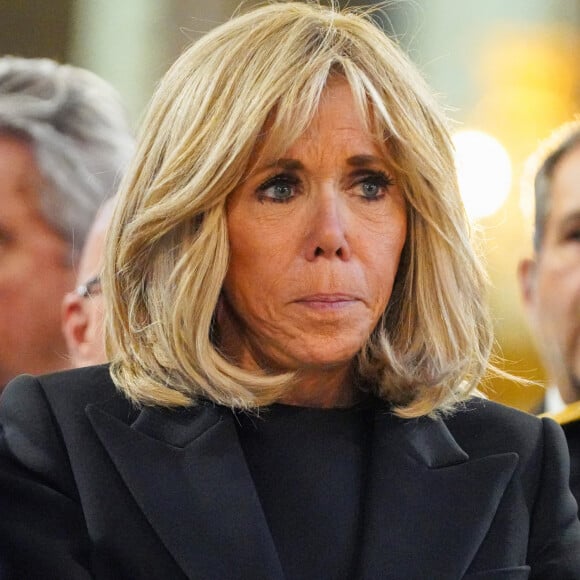 journée difficile pour Brigitte Macon
La première Dame Brigitte Macron - Obsèques de l'ancien maire de Marseille Jean-Claude Gaudin à la cathédrale Sainte-Marie major de Marseille. © Jean-René Santini/Bestimage