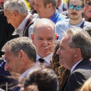 Le prince Albert II de Monaco et Nicolas Sarkozy - Obsèques de l'ancien maire de Marseille Jean-Claude Gaudin à la cathédrale Sainte-Marie major de Marseille, France, le 23 mai 2024. © Jean-René Santini/Bestimage 