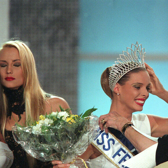 Sylvie Tellier le soir de l'élection Miss France 202, le 8 décembre 2001