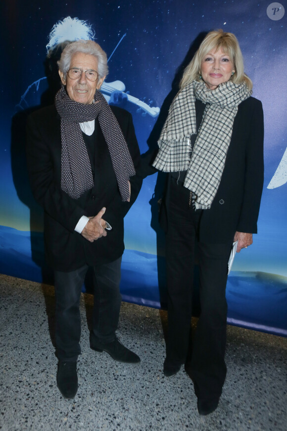 Philippe Gildas et sa femme Maryse Gildas au photocall du spectacle "Bô, le voyage musical" de Catherine Lara et Giuliano Peparini au théâtre du 13ème Art à Paris le 9 mars 2018. © CVS / Bestimage