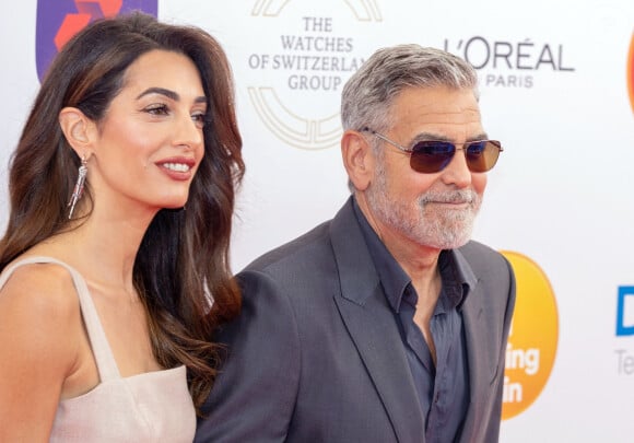 Tout juste intsallés à Brignoles avec leurs jumeaux, George et Amal vont bientôt quitter le sud de la France pour retourner à New-York.
George Clooney et sa femme Amal arrivent à la soirée "Prince's Trust Awards à Londres, le 15 mai 2023.