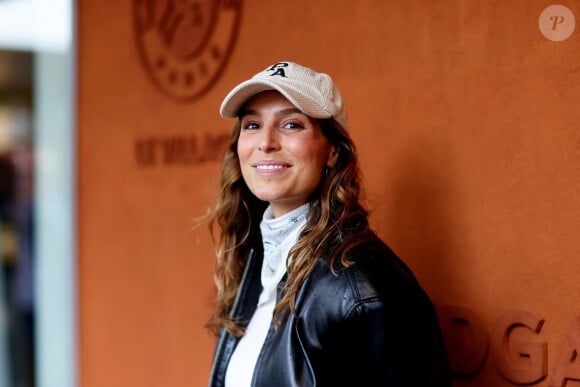 Laury Thilleman - Les célébrités au village lors des Internationaux de France de tennis de Roland Garros 2024 à Paris. Le 29 mai 2024. © Jacovides-Moreau / Bestimage 