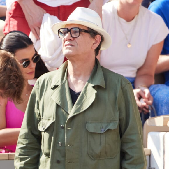 Marc Lavoine en tribunes lors des Internationaux de France de tennis de Roland Garros © Jacovides-Moreau/Bestimage