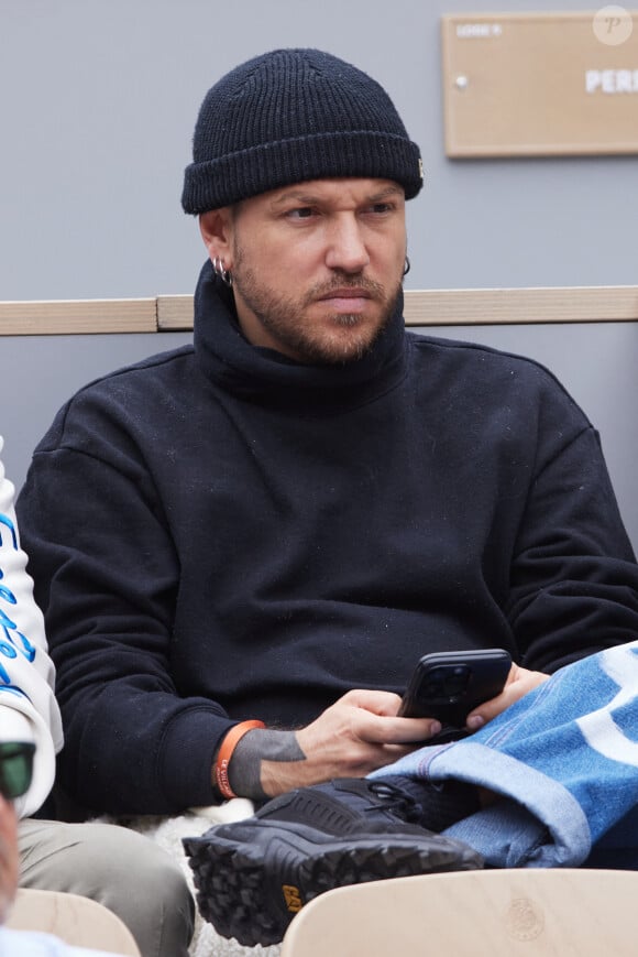 Quentin Mosimann dans les tribunes au même moment dans les tribunes des Internationaux de France de tennis de Roland Garros 2024 à Paris, France, le 2 juin 2024. © Jacovides-Moreau/Bestimage 