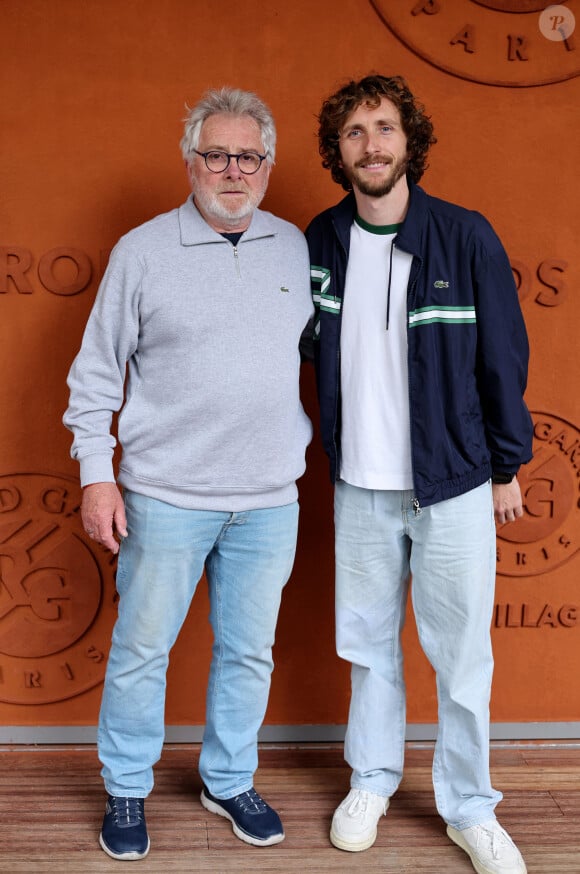 Jacky Lecaplain et Baptiste Lecaplain - Célébrités au village des Internationaux de France de tennis de Roland Garros 2024 à Paris le 2 juin 2024. © Jacovides / Moreau / Bestimage 