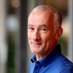 Gilles Bouleau - Célébrités au village des Internationaux de France de tennis de Roland Garros 2024 à Paris le 2 juin 2024. © Jacovides / Moreau / Bestimage 