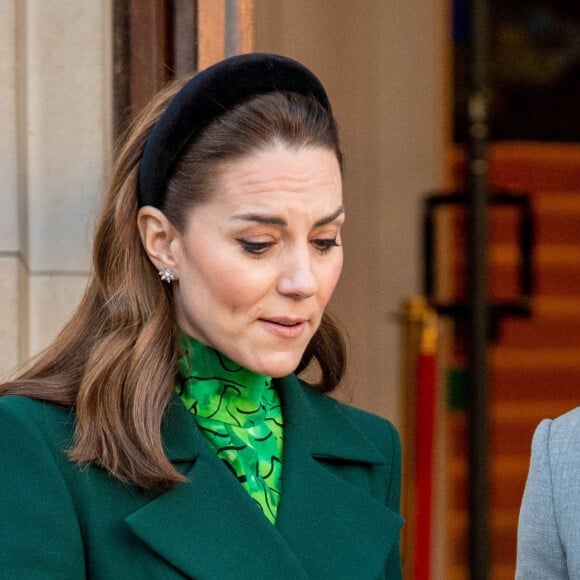 Des mots qui ont de quoi faire trembler les fans de la monarchie. La future reine d'Angleterre a annoncé il y a quelques mois qu'elle était touchée par la maladie. 
Kate Middleton