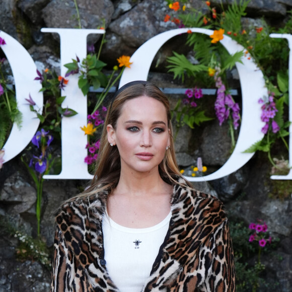 Visage de la maison Dior, Jennifer Lawrence était sublime en Ecosse
Jennifer Lawrence lors de la croisière Dior 2025 au Drummond Castle dans le Perthshire en Ecosse, le 3 juin 2024. © Andrew Milligan/PA Wire