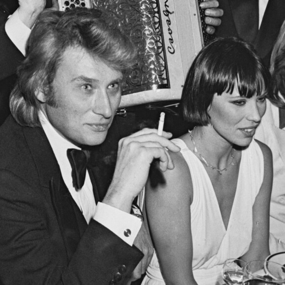 Une danseuse du Crazy Horse.
Johnny Hallyday et Rosa Fumetto