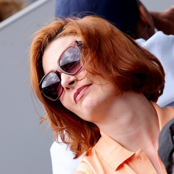 Elodie Frégé - Les célébrités dans les tribunes des Internationaux de France de tennis de Roland Garros 2024 à Paris. Le 5 juin 2024. © Jacovides-Moreau/Bestimage  