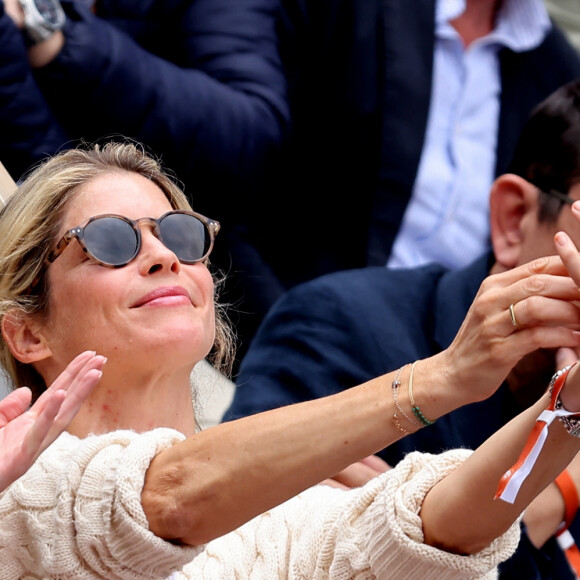 Cécile Cassel et Alice Taglioni - Les célébrités dans les tribunes des Internationaux de France de tennis de Roland Garros 2024 à Paris. Le 5 juin 2024. © Jacovides-Moreau/Bestimage