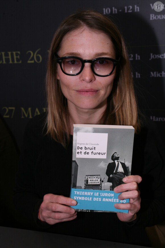 Virginie de Clausade lors de la 37ème édition du Salon du livre au parc des expositions, à la porte de Versailles, à Paris, France, le 25 mars 2017. © JLPPA/Bestimage 