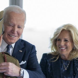 Pour les 80 ans du Débarquement
Joe et Jill Biden à Colleville-sur-Mer pour les 80 ans du Débarquement le 6 juin 2024 © Adam Schultz/White House/Planet Pix via ZUMA Press/Bestimage