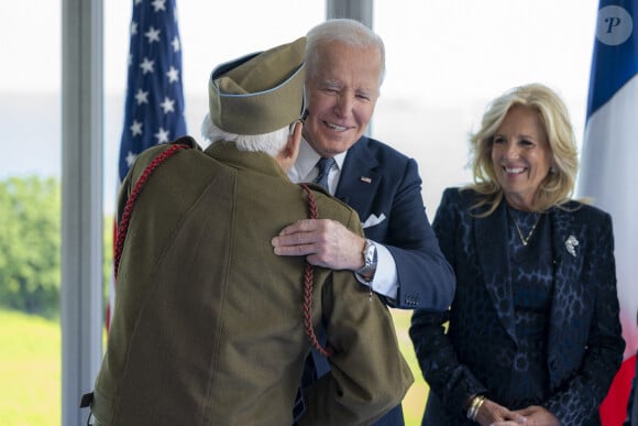 Pour les 80 ans du Débarquement
Joe et Jill Biden à Colleville-sur-Mer pour les 80 ans du Débarquement le 6 juin 2024 © Adam Schultz/White House/Planet Pix via ZUMA Press/Bestimage