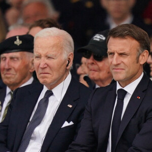 Il a participé à une grande cérémonie à Saint-Laurent-sur-Mer
Joe Biden et Emmanuel Macron à Omaha Beach à Saint-Laurent-sur-Mer pour les 80 ans du Débarquement le 6 juin 2024. Photo by Jordan Pettitt/PA Wire/ABACAPRESS.COM