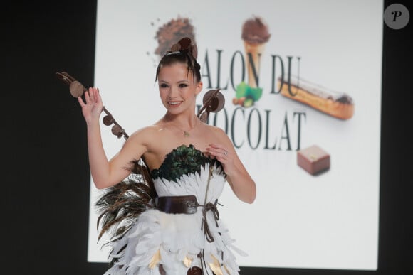 Marie Denigot-Hamon (coiffure Franck Provost / maquillage SLA make up Academy) - Défilé du 24ème Salon du Chocolat à Paris en faveur de l'association Mécénat Chirurgie Cardiaque au Parc des Expositions de la Porte de Versailles à Paris le 30 octobre 2018.  © CVS-Veeren/Bestimage