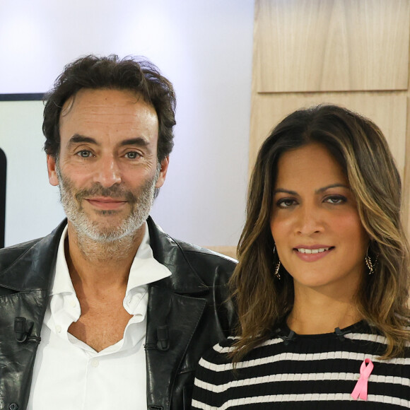 Anthony Delon et Aurélie Casse lors de l'enregistrement de l'émission "C l'Hebdo" présentée par A.Casse à Paris le 29 septembre 2023. © Coadic Guirec / Bestimage 