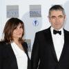 rowan Atkinson et sa femme, Sunetra, à la cérémonie des Laurence Olivier Awards, à Londres, le 21 mars 2010 !