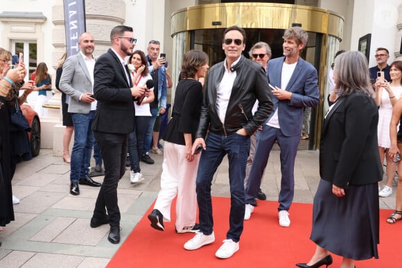 Il a assisté à la clôture de la 3e édition du Festival du Cinéma Français et de la Gastronomie
Exclusif - Anthony Delon - Arrivées au photocall de la 3ème édition du Festival du Cinéma Français et de la Gastronomie d'Aix-les-Bains. Le 8 juin 2024 © Denis Guignebourg / Bestimage 