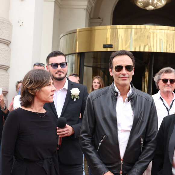 Exclusif - Mathilde Seigner, Anthony Delon - Arrivées au photocall de la 3ème édition du Festival du Cinéma Français et de la Gastronomie d'Aix-les-Bains. Le 8 juin 2024 © Denis Guignebourg / Bestimage 