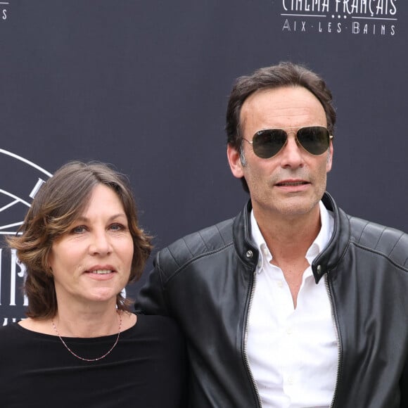 Exclusif - Mathilde Seigner, Anthony Delon - Photocall de la 3ème édition du Festival du Cinéma Français et de la Gastronomie d'Aix-les-Bains. Le 8 juin 2024 © Denis Guignebourg / Bestimage 