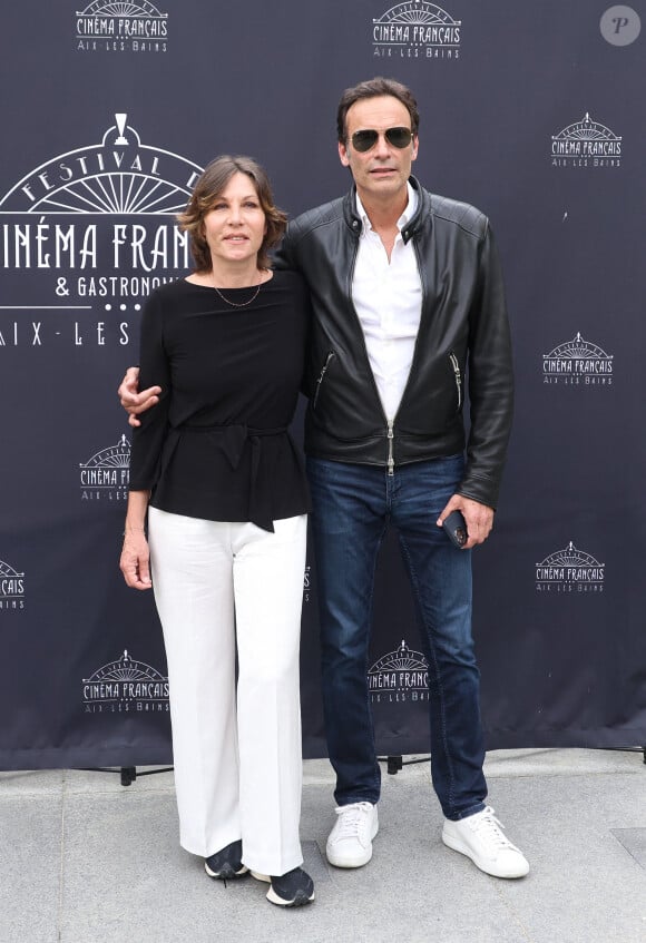 Exclusif - Mathilde Seigner, Anthony Delon - Photocall de la 3ème édition du Festival du Cinéma Français et de la Gastronomie d'Aix-les-Bains. Le 8 juin 2024 © Denis Guignebourg / Bestimage 