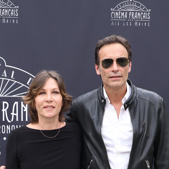 Exclusif - Mathilde Seigner, Anthony Delon - Photocall de la 3ème édition du Festival du Cinéma Français et de la Gastronomie d'Aix-les-Bains. Le 8 juin 2024 © Denis Guignebourg / Bestimage 