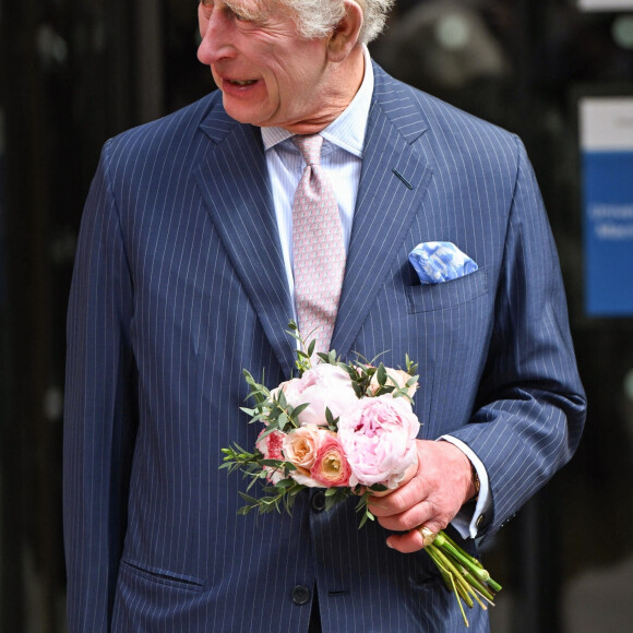 Le roi Charles III d'Angleterre à son arrivée au "University College Hospital Macmillan Cancer Centre" à Londres. Le 30 avril 2024 