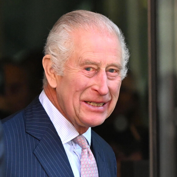 Le roi Charles III d'Angleterre à son arrivée au "University College Hospital Macmillan Cancer Centre" à Londres. Le 30 avril 2024 