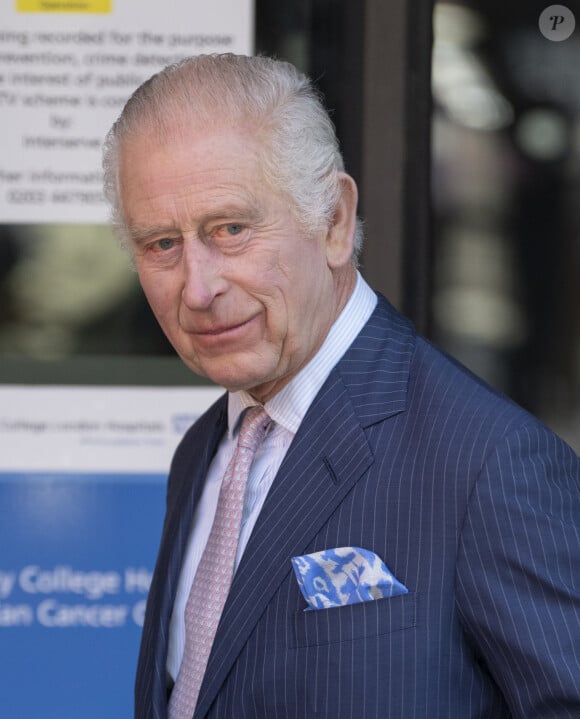 Le roi Charles III d'Angleterre à son arrivée au "University College Hospital Macmillan Cancer Centre" à Londres. Le 30 avril 2024 