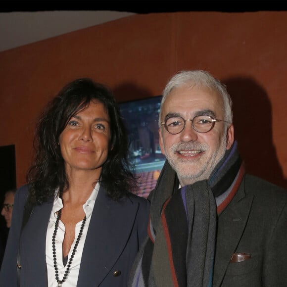 Pascal Praud et sa compagne Catherine - People assistent au spectacle "Laurent Gerra Sans Modération" sur la scène de l' Olympia à Paris le 29 décembre 2017. © Alain Guizard/Bestimage 