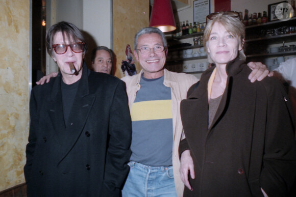 Archives - Jacques Dutronc, Jean-Marie Périer et Françoise Hardy - Exposition "Jean-Marie Périer", Carte blanche du magazine Elle, à Paris. En 1990 © Jean-Claude Woestelandt / Bestimage