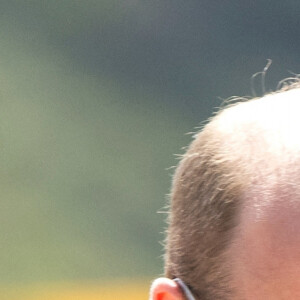 Le prince William, prince de Galles, visite la plage de Fistral, le 9 mai 2024. 