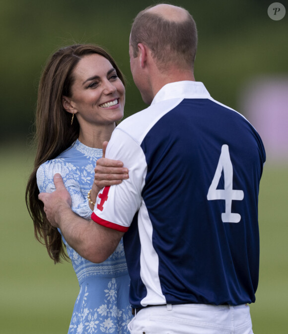 De quoi le consoler de l'absence de Kate Middleton à ses côtés
Kate Middleton, princesse de Galles, le prince William, prince de Galles - Royal Charity Polo Cup, 6 juillet 2023.