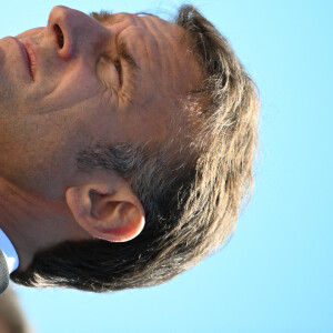 Emmanuel Macron lors de la cérémonie sur l'Esplanade du Mémorial dans le village de Oradour-sur-Glane, à l'occasion des 80 ans du massacre d'Oradour pendant la Seconde Guerre Mondiale. Le 10 juin 2024 © Eliot Blondet / Pool / Bestimage 