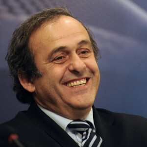 Le président de l'UEFA Michel Platini sourit lors de la réunion du comité exécutif de l'UEFA à Prague, République tchèque, jeudi 9 décembre 2010. (CTK Photo/Michal Kamaryt)