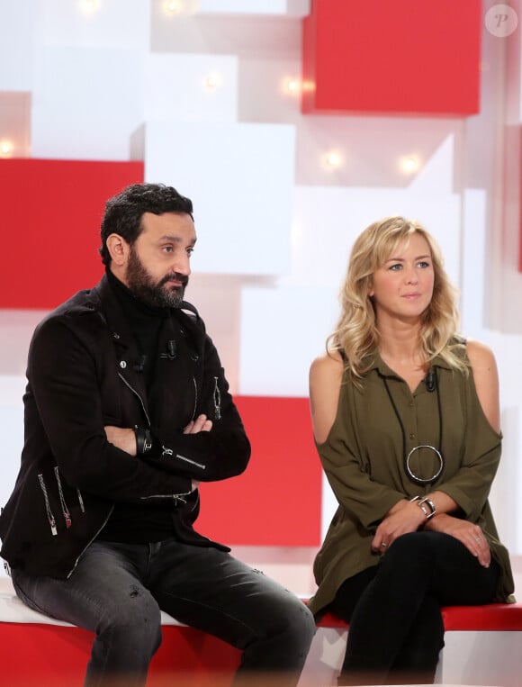 C'est ce que l'on apprend grâce à Enora Malagré, membre de la bande de Sophie Davant à la radio et ex-chroniqueuse de Cyril Hanouna dans "TPMP".
Exclusif - Cyril Hanouna et Enora Malagré - Enregistrement de l'émission "Vivement la télé" de Michel Drucker au Studio Gabriel avec une partie de l'équipe de Touche pas à mon poste (TPMP) le 9 novembre 2016. L'émission sera diffusée sur France 2 le 13 novembre 2016. © Dominique Jacovides / Bestimage 