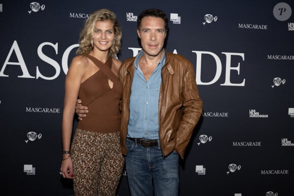 Pauline Desmonts et Nicolas Bedos assistent à la première de Mascarade au Pathe Wepler, le 20 octobre 2022 à Paris, France. Photo par David Niviere/ABACAPRESS.COM