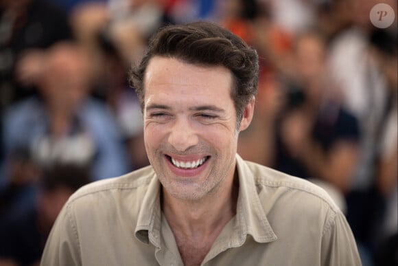 Nicolas Bedos a rendu un bel hommage à son père en ce samedi 15 juin 2024
Nicolas Bedos au photocall de "Mascarade" lors de la 75ème édition du festival de Cannes au Palais des Festivals, France. Photo par David Boyer/ABACAPRESS.COM