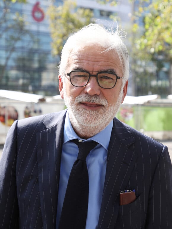 Exclusif - No Web - Pascal Praud à la sortie des studios RTL à Neuilly-sur-Seine le 21 septembre 2020. 