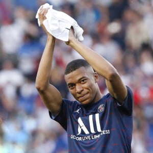 Football - Le Real Madrid officialise l'arrivée de Kylian Mbappé pour cinq - Kylian Mbappe (PSG) - Football : Match Ligue 1 Uber Eats PSG Vs Metz (5-0) au parc des princes à Paris le 21 mai 2022. © Michael Baucher/Panoramic/Bestimage