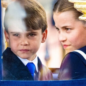 Le prince Louis de Galles et La princesse Charlotte de Galles - Les membres de la famille royale britannique lors de la parade Trooping the Color à Londres, Royaume Uni, le 15 juin 2024. © Backgrid USA/Bestimage 